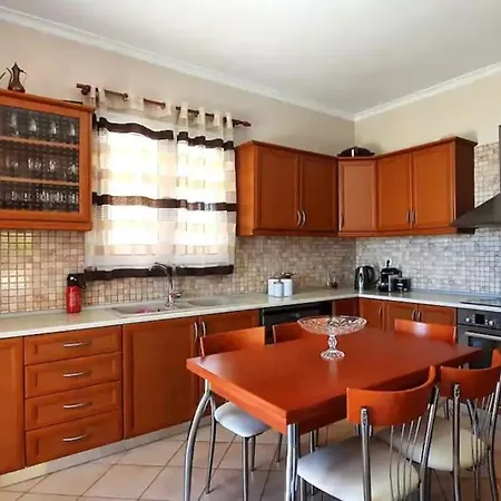 The Horizon View House בית נופש *